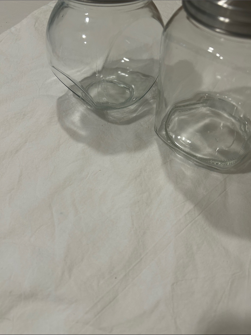 Two jars. - Picture 7 of 8